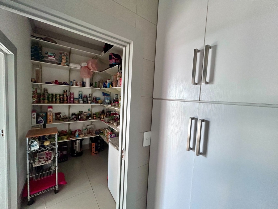 3 Bedroom Property for Sale in Wilkoppies North West